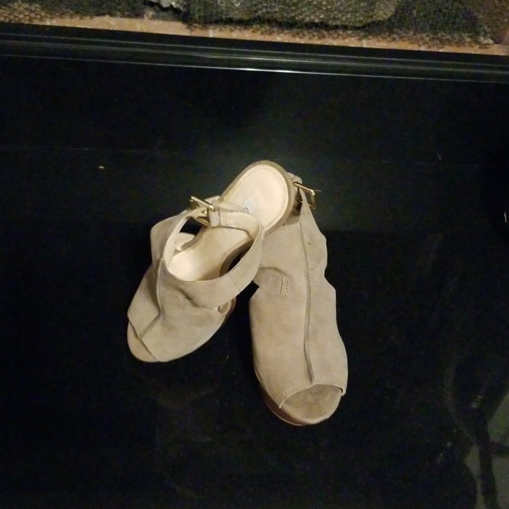 Guess Heels